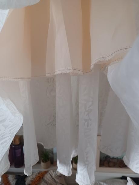 Handmade sukně s lístky m/l, l