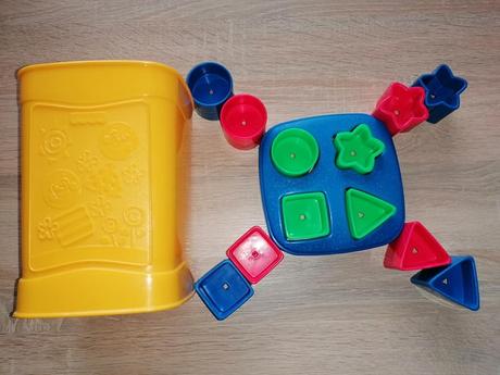 Vkládačka fisher price,