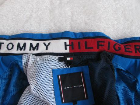 Přechodní modrá bunda s kapucí tommy hilfiger, tommy hilfiger,110