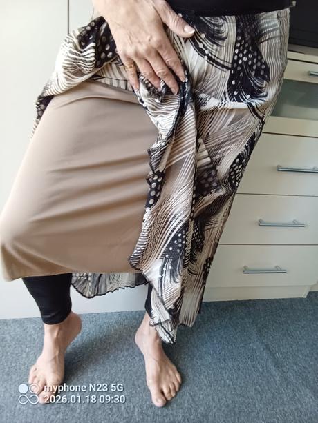 Sukně zn."ren-dar" vel."48", 48