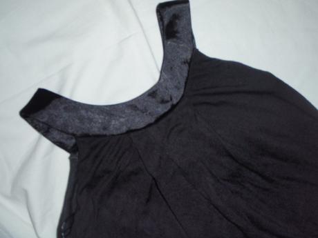 Luxusní černý delší balónový topík pro slečny, young dimension,140