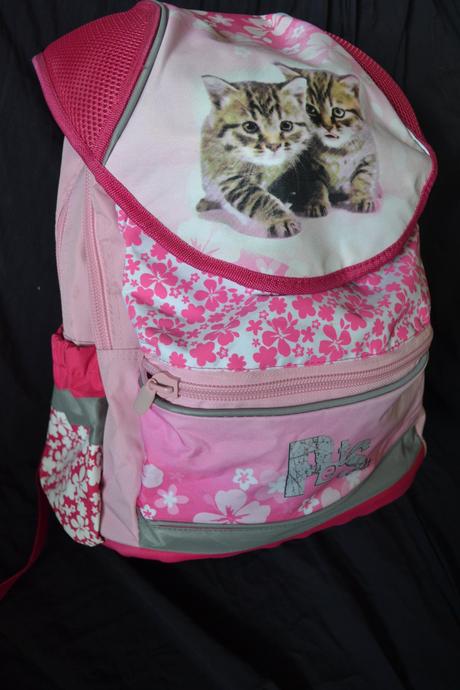 Školní aktovka, téměř nová, 