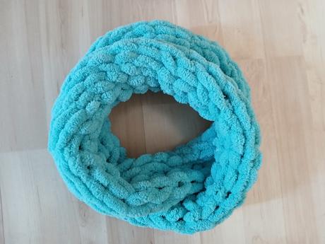 Měkký pletený nákrčník puffy (barva na přání), 