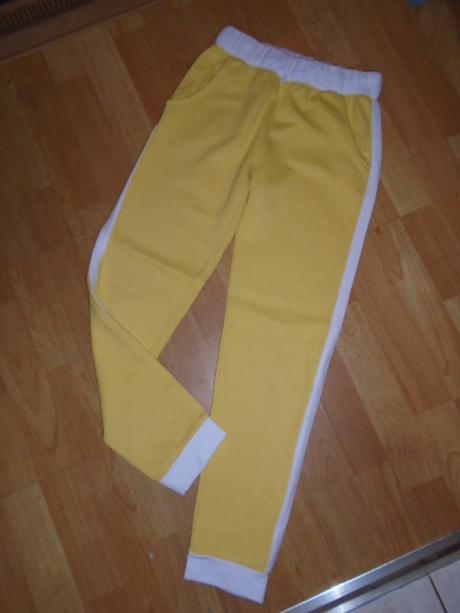 Tepláky vel 146/152, 146 / 152