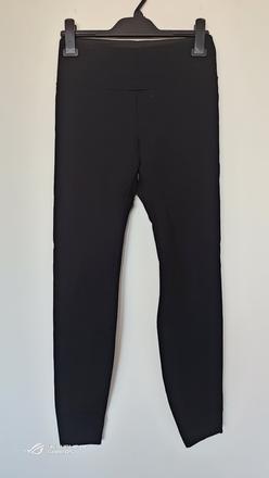 Legíny, calzedonia,m