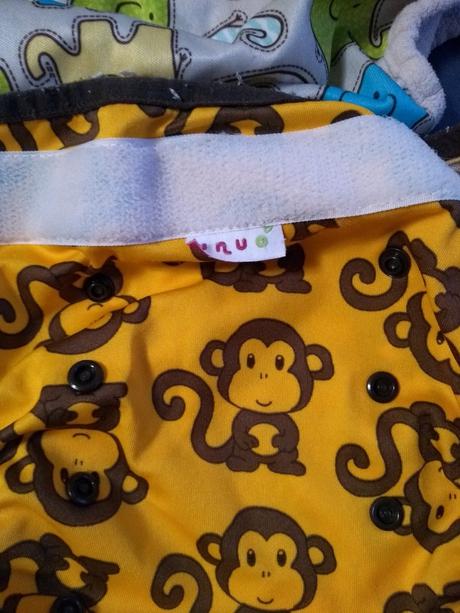 3x svrchní kalhotky na látkové plenky,