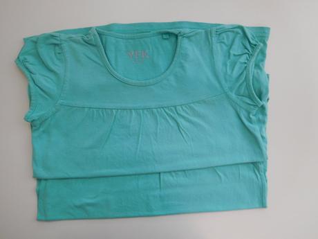 Tričko vel. 134/140 pro dvojčata, 134