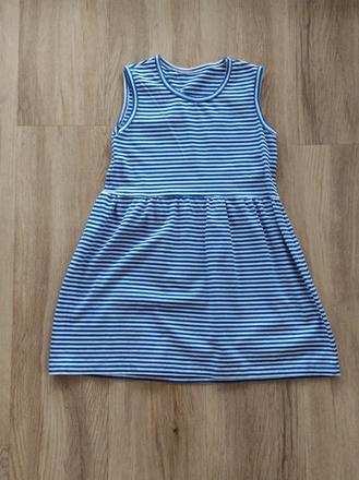 Proužkované šaty, 122