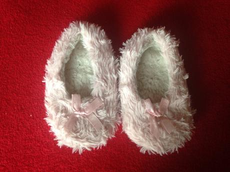 Dívčí papuče, 22