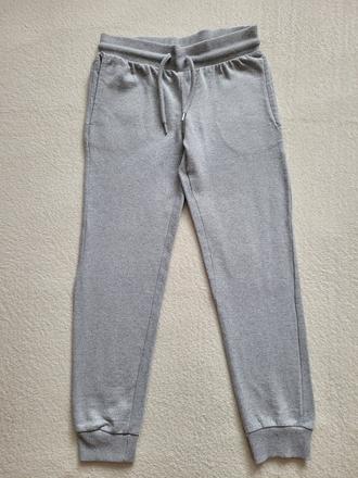 Tepláky světle šedé, 134