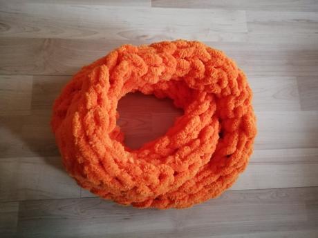 Měkký pletený nákrčník puffy (barva na přání), 
