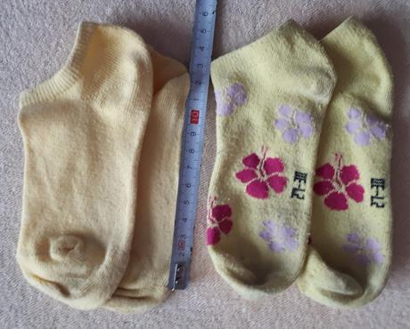 2x bavlněné kotníkové ponožky, žluté, vel.27/30, 27