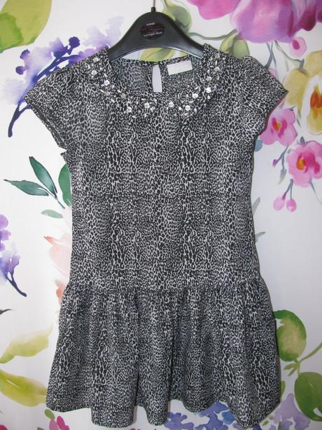 Letní dívčí šaty, 122