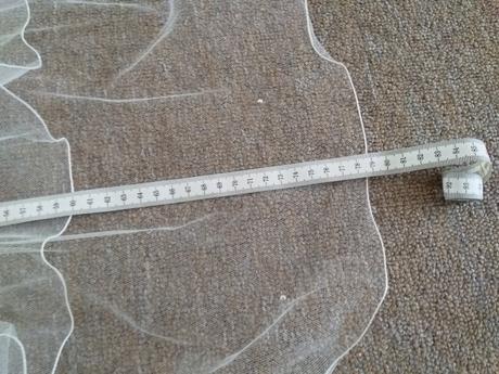 Nádherný jemný svatební závoj, 