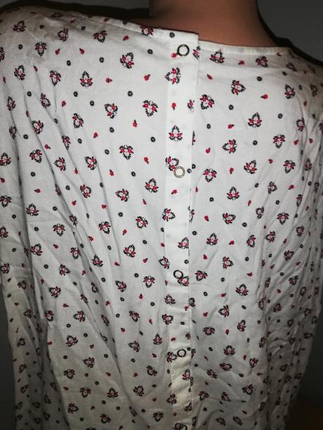 Krásná halenka vel.52, clockhouse,52