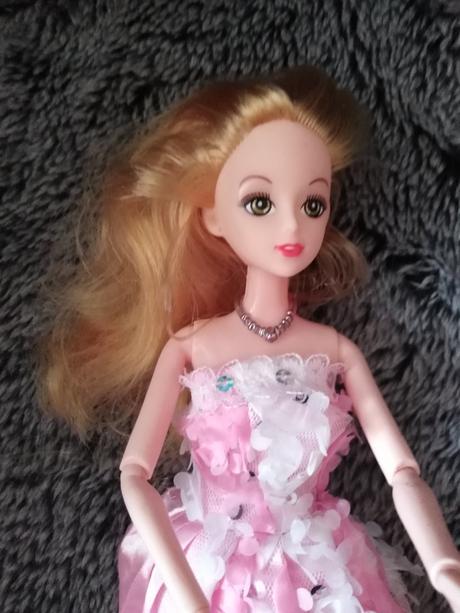 Barbie dlouhé šaty, 