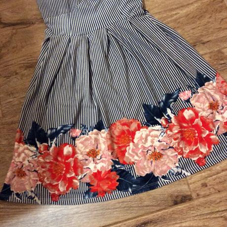 Příjemné jemné letní šaty, xs