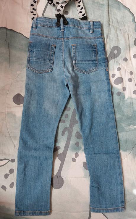 Trhané džíny + kšandy kočičky, dopodopo,110