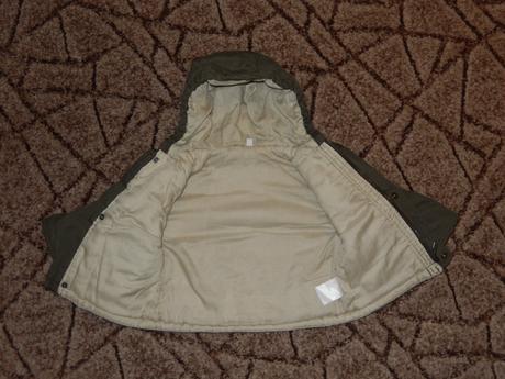 Přechodová bunda, 74