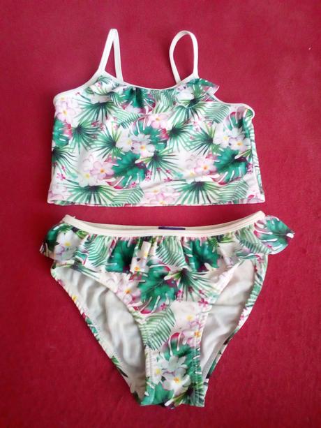 Dívčí plavky., lupilu,98