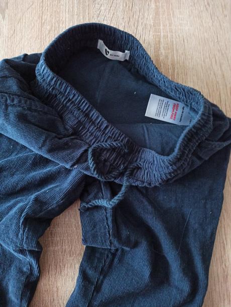 Manžestrové kalhoty, 92