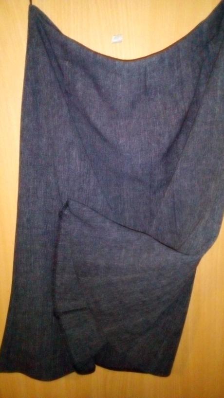 Společenská sukně dámská, 44