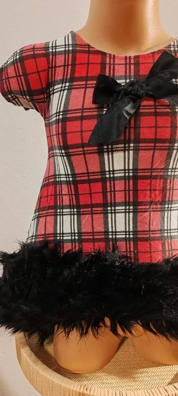 Vánoční šaty, 86