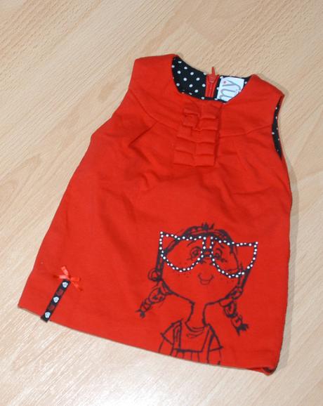 Červené nevšední teplejší šaty 0-3 měsíce, 62