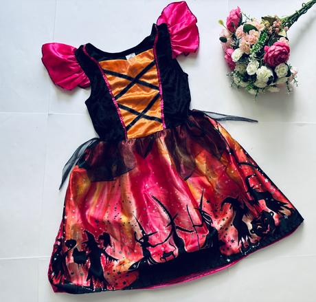 An6/ kostým čarodějka- v.5/6 let,