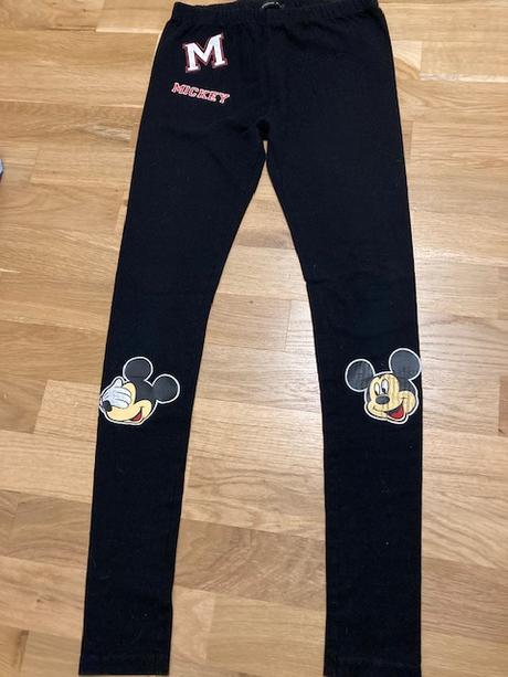 Černé legíny s mickey mousem, reserved,158