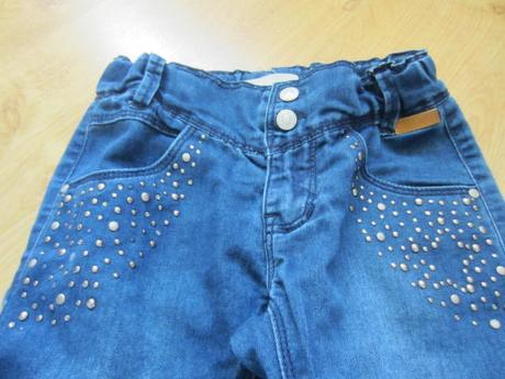 Lehoulinké, tenké džíny, rifle zdobené cvočkama, name it,110