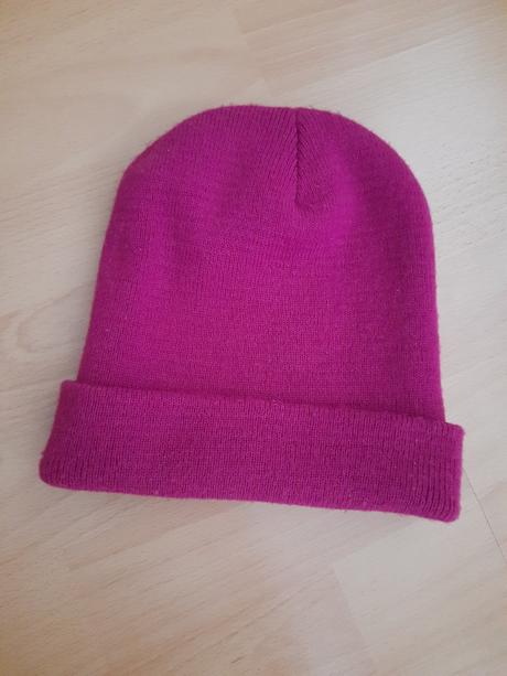 Dámská čepice, kik