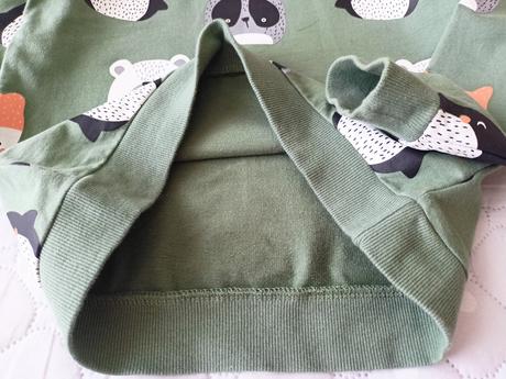 2x svetřík, 122/128, 122