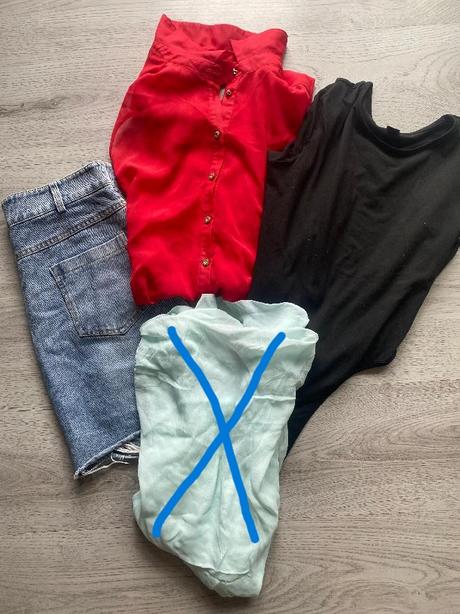 Krásný komplet věcí,sukně,body velikost 38/m, m