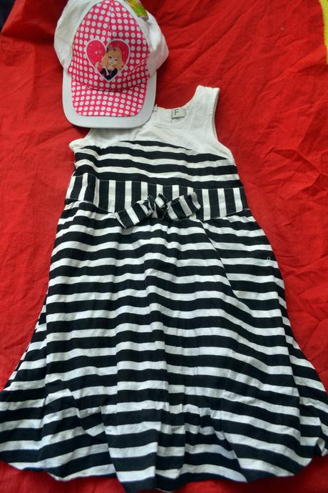 Šaty bavlna  na 3-4 roky + nová kšiltovka, f&f,104