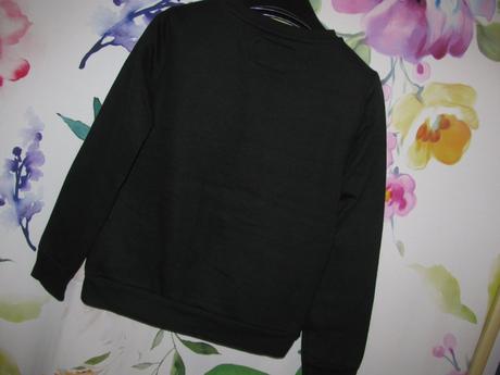 Krásná černá vánoční mikina s flitry/unisex, 134