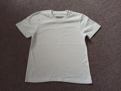 Bílé tričko, 116