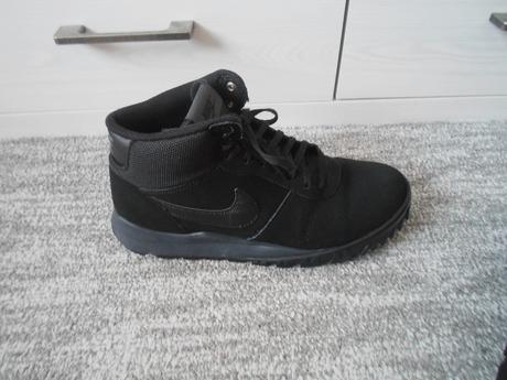 Černé kotníčkové boty tenisky botasky, nike,40