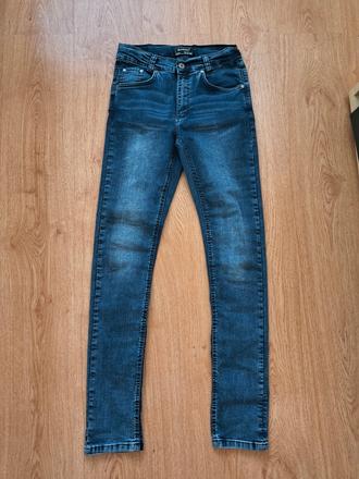 Džíny, 176