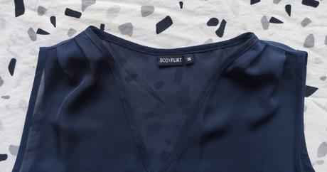 Dámský tmavomodrý dlouhý top bez rukávů vel s, bonprix,s