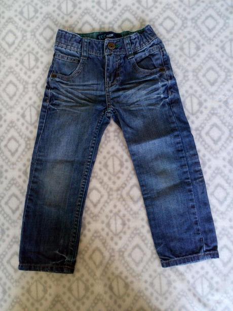 Tmavě modré džíny pro kluky, 92