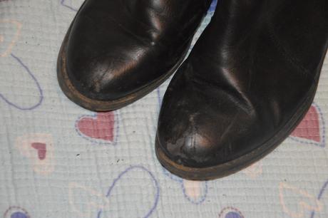 38 černé kozačky, polokozačky se zlatými zipy, 38