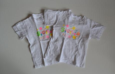 2 bavlněná trička s nápisem, 98