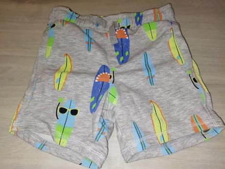 Šedé kraťase 110, marks & spencer,110