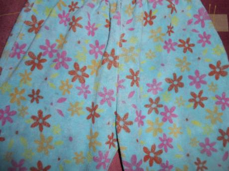 Tepláčky s kytičkami semišové, 80