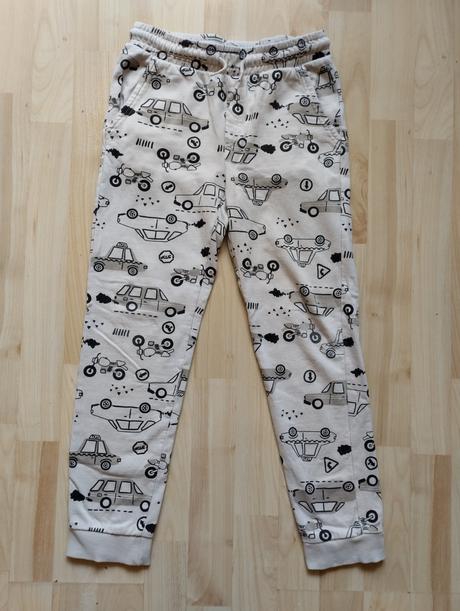 Chlapecké tepláky vel.134, pepco,134