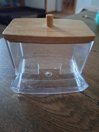 Organizér na vatové tyčinky, 