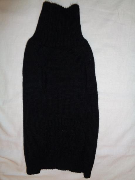 Luxusní černý svetr pro pejsky - 33 cm,