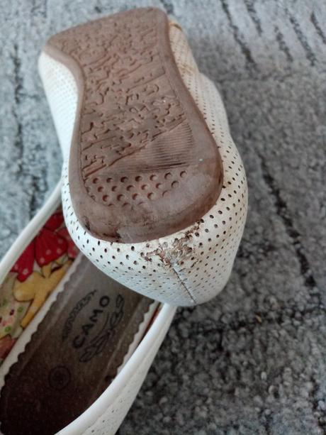 Dívčí baleríny, 36