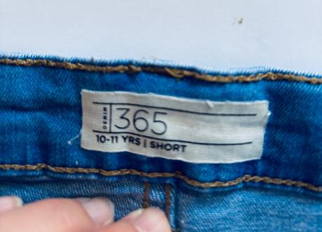 Džínové šortky - v.10/11 let, 146